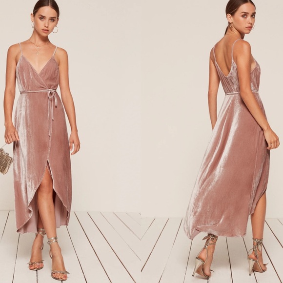 Reformation Dresses & Skirts - NWT Reformation Velvet Dusty Pink Blush Anoush Dress